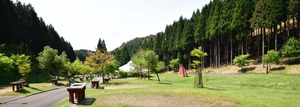 フォレストステーション波賀・東山オートキャンプ場